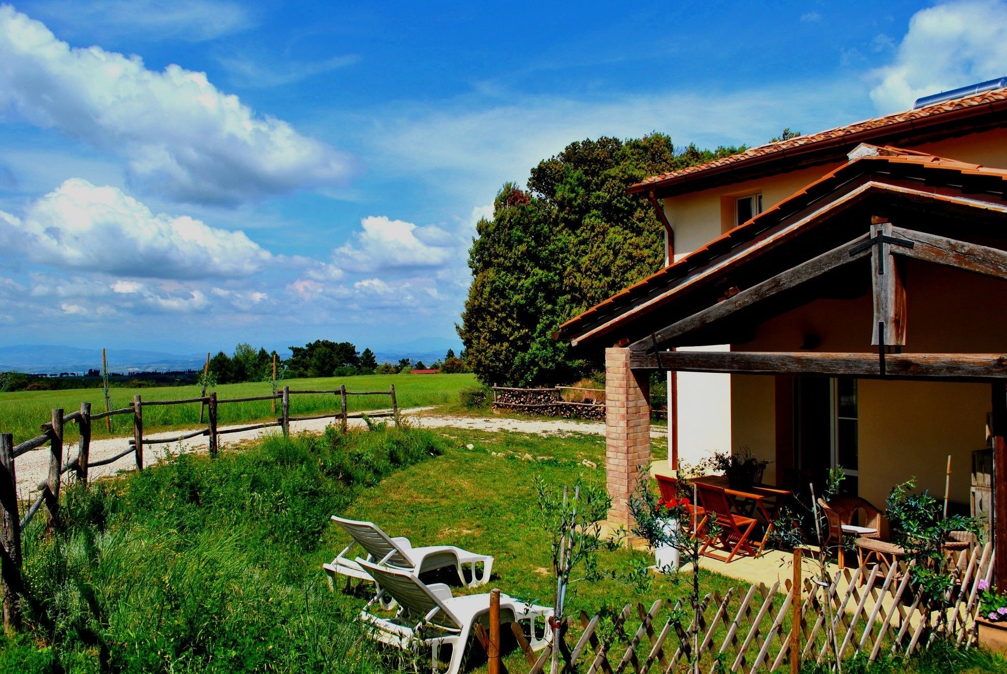 Borgo Le Colline Luxury Agriturismo In Tuscany Gambassi Terme Eksteriør billede